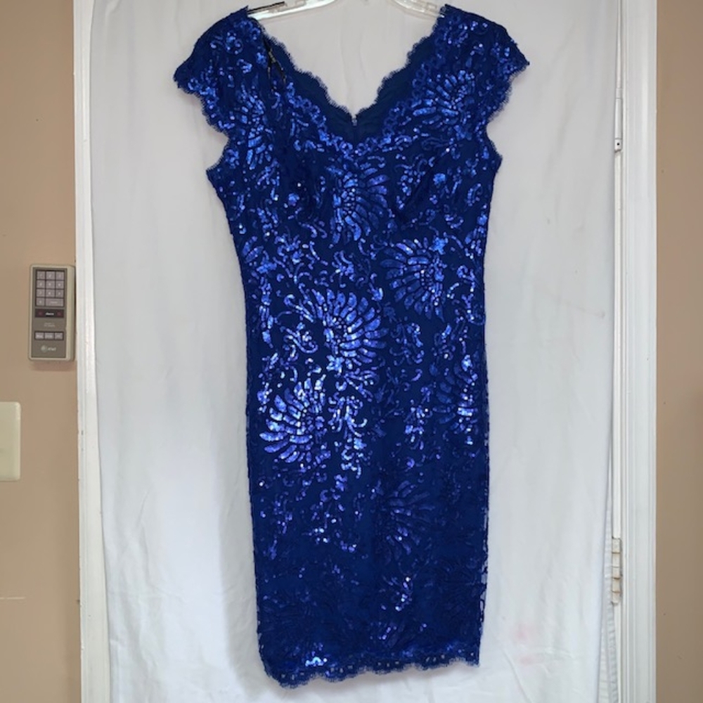Tadashi Shoji prom dress